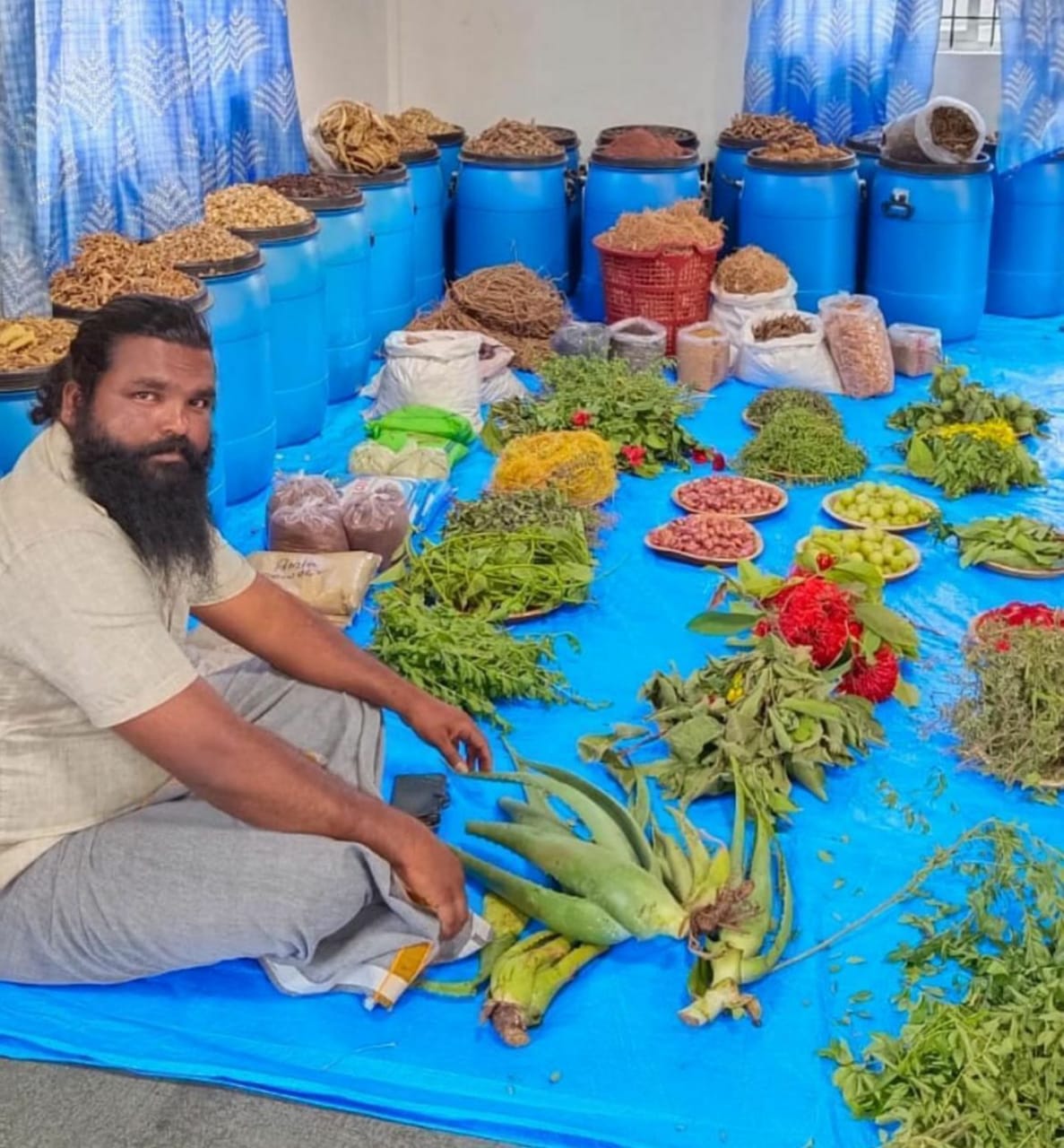 ADIVASI KARNATAKA HAKKI PIKKI HAIR OIL